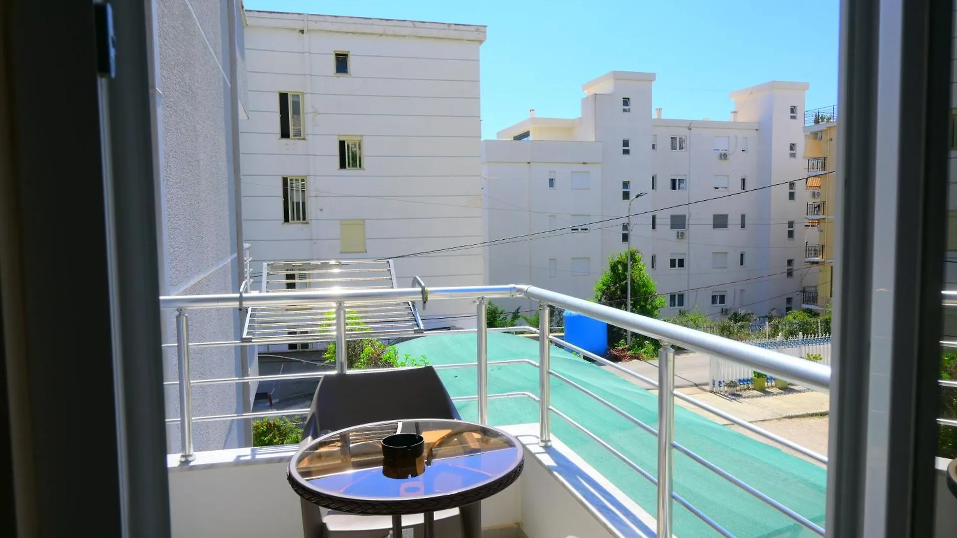 Saranda Apartments