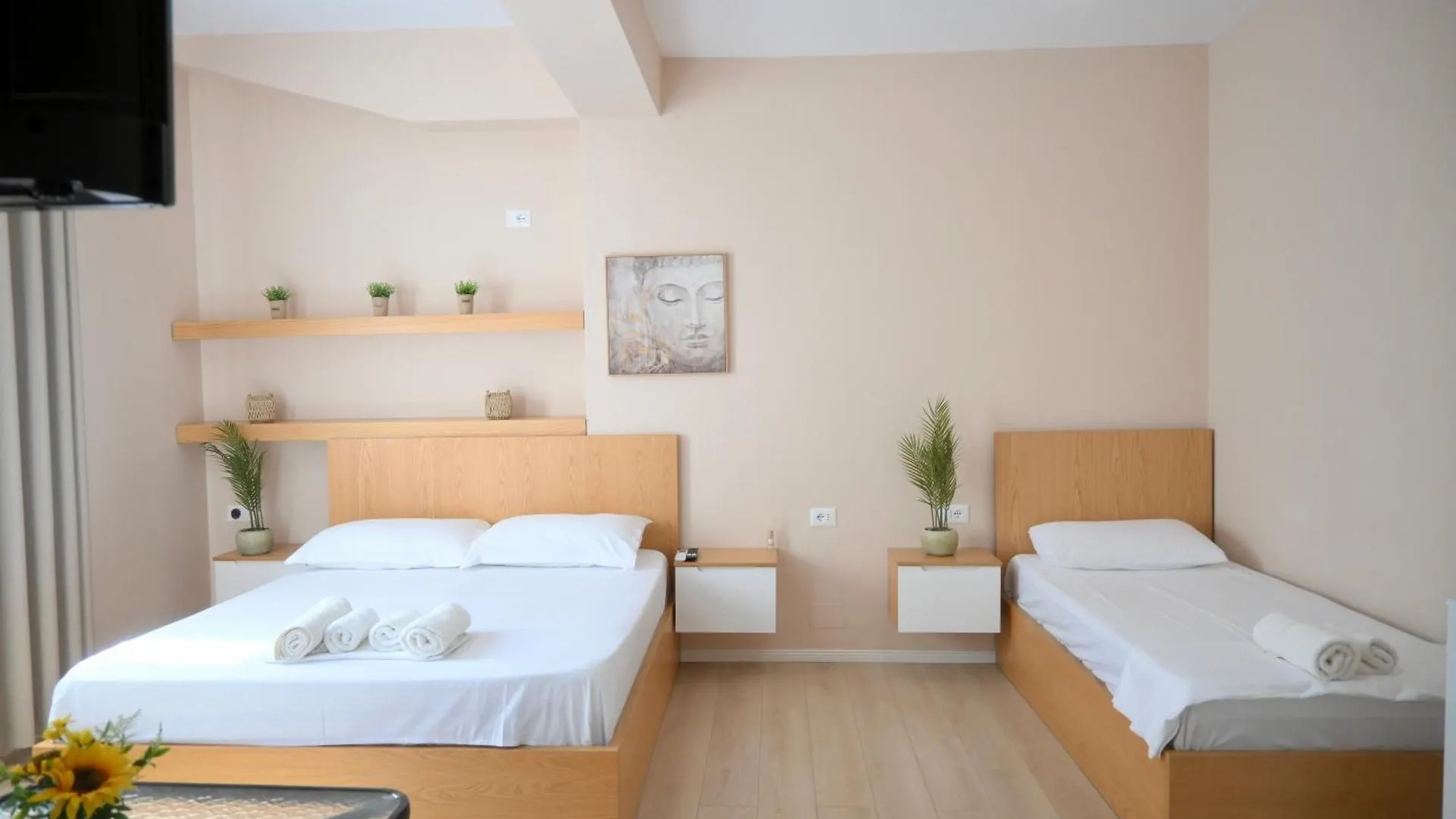 Saranda Apartments Affittacamere